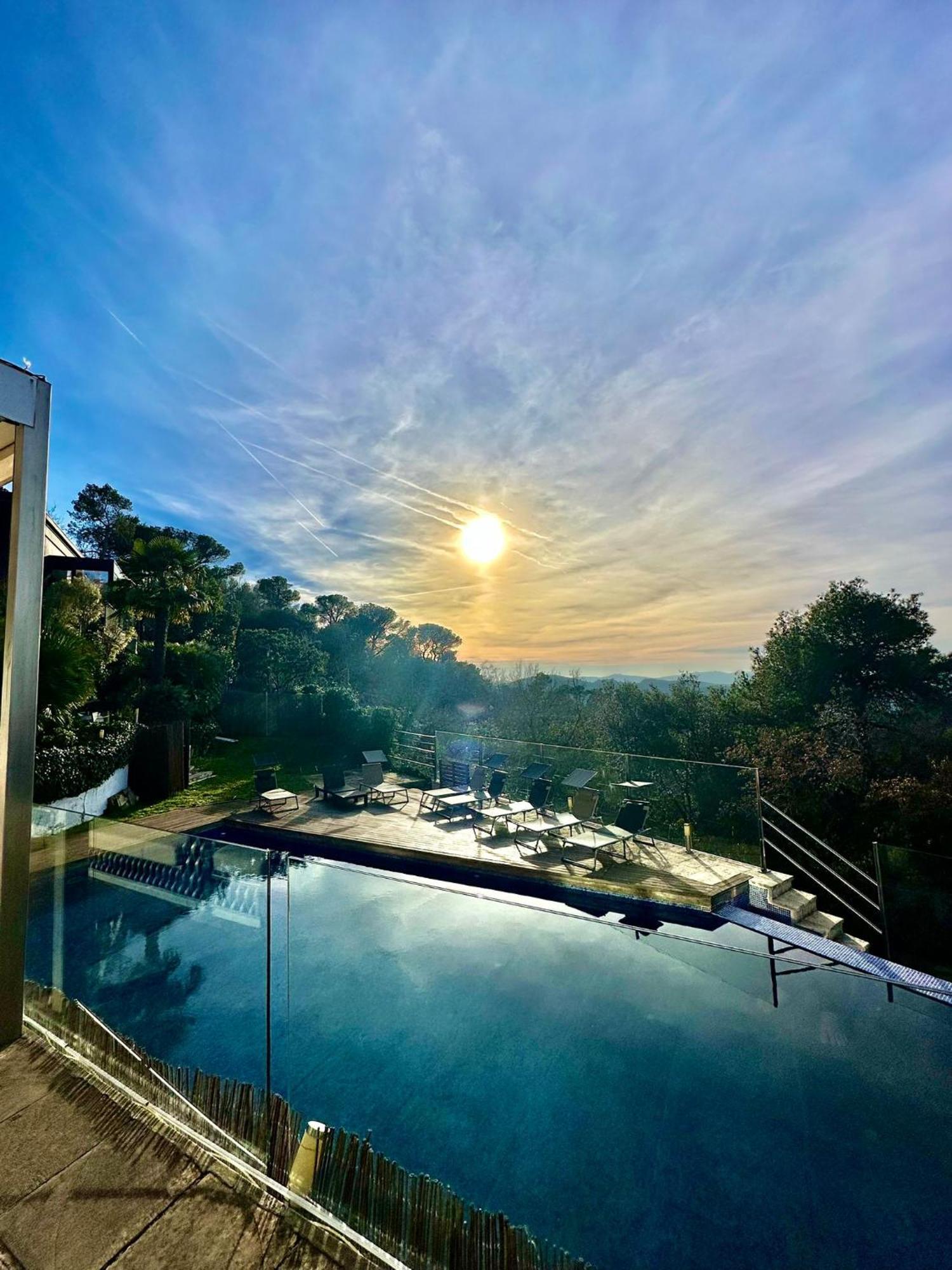 Aya House Otel Barselona Dış mekan fotoğraf
